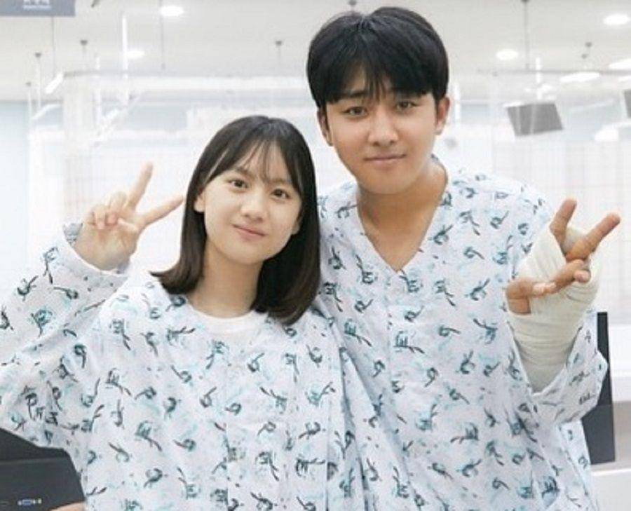Son Ho Jun dan Uhm Chae Young di Was It Love (instagram.com/umchaeyoung_mom)