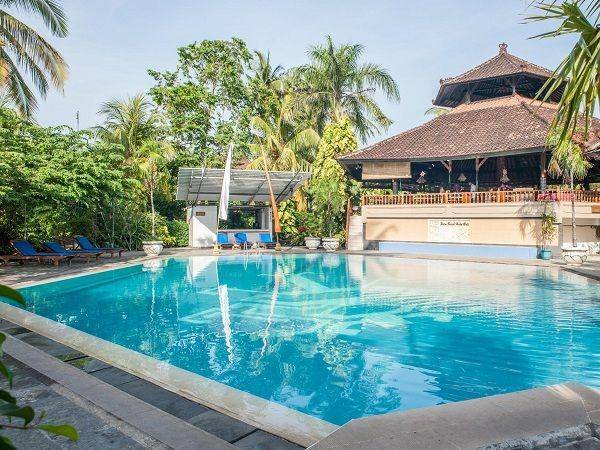 Palm Beach Hotel Bali (google.com/maps/hotelbeds)