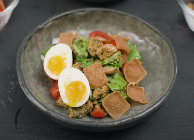 Resep Salad Ayam Saus Pesto, Menu Diet Sehat ala Willgoz