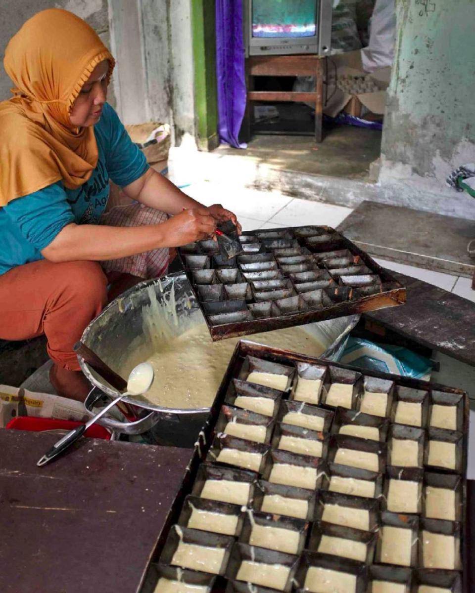 Roti kolmbeng Jogja (instagram.com/itsandrechristian)