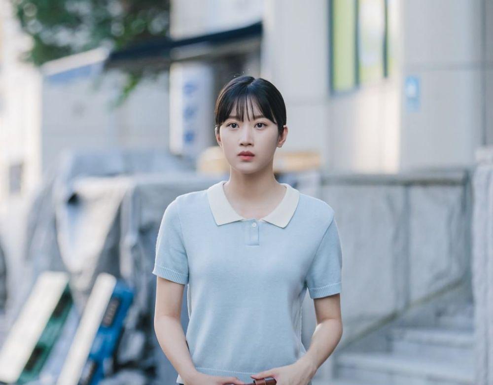 9 Harga Tas Moon Ga Young di Drama Interest of Love, Capai Rp36 Juta!