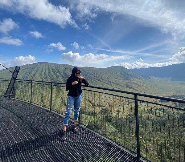 Bromo Hillside (instagram.com/vivin_luvianti)