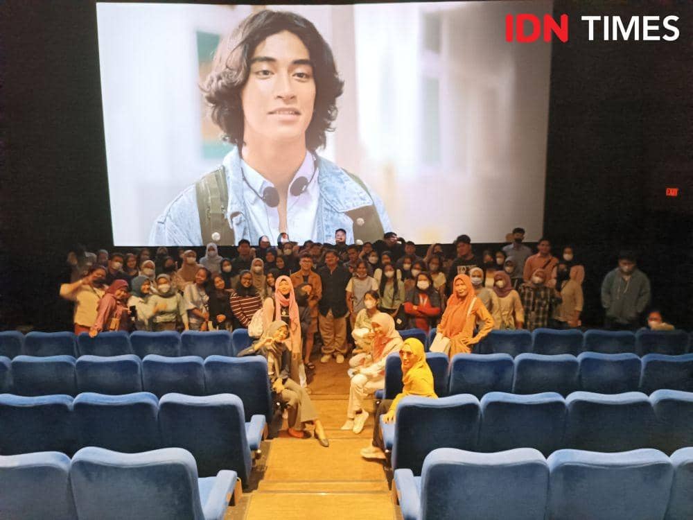 Keseruan Nobar Balada Si Roy di Medan Bersama Mahasiswa USU