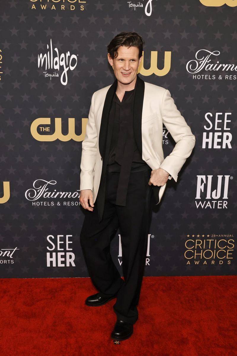 Matt Smith di Critics Choice Awards 2023 (dok. Pop Sugar)