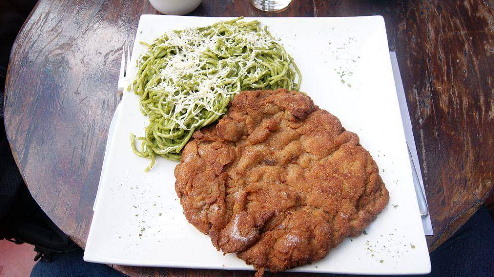 tallarines verdes (commons.wikimedia.org/Dtarazona)