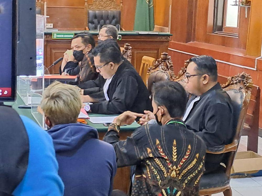 Kesaksian Penjaga Pintu 12 Stadion Kanjuruhan saat Kerusuhan