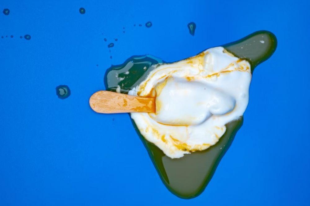5 Kesalahan saat Membuat Es Krim Rumahan,

Tekstur Kurang Lembut!