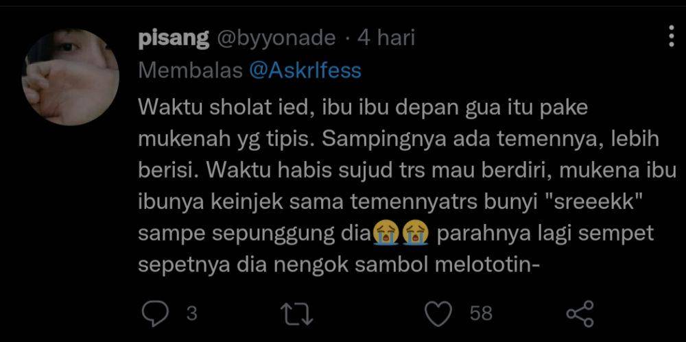 kejadian lucu saat salat (twitter.com/byyonade)