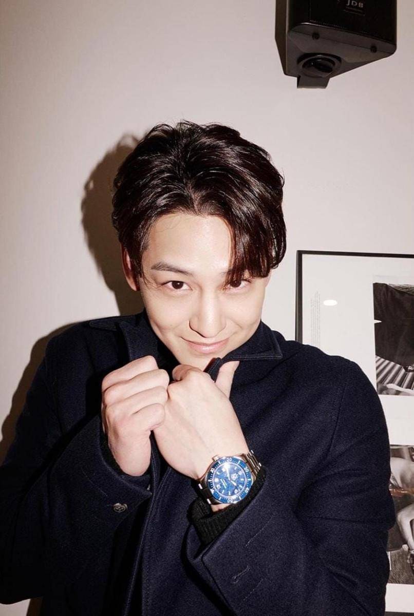 Kim Bum (instagram.com/k.kbeom)