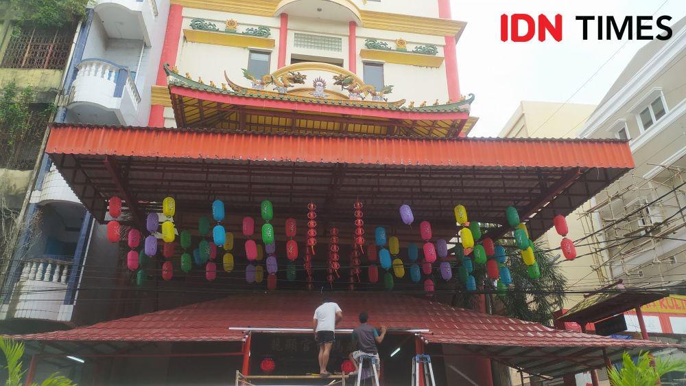 Jelang Imlek, Klenteng Xian Ma di Makassar Berhias