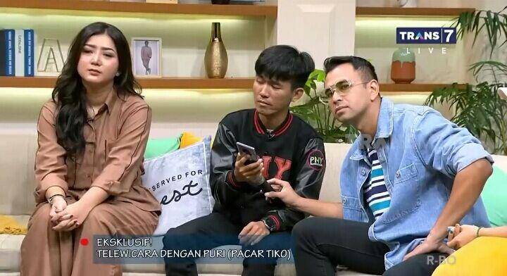 Tiko hadir di acara televisi dan podcast artis. (youtube.com/TRANS7 OFFICIAL)