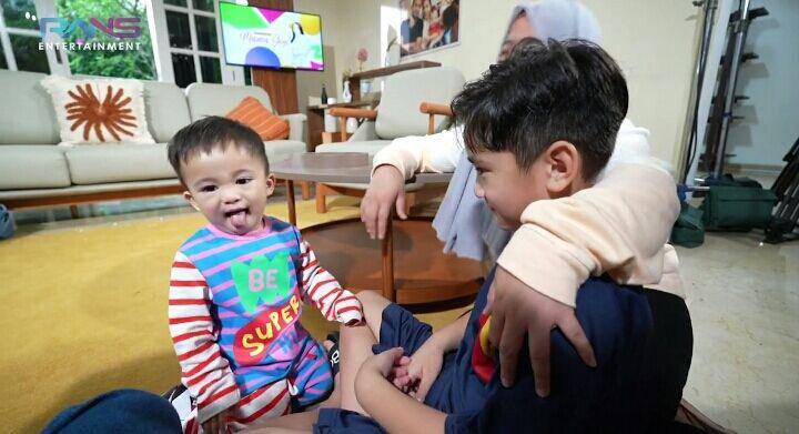 Adzam, Rafathar, dan Rayyanza (youtube.com/Rans Entertainment)