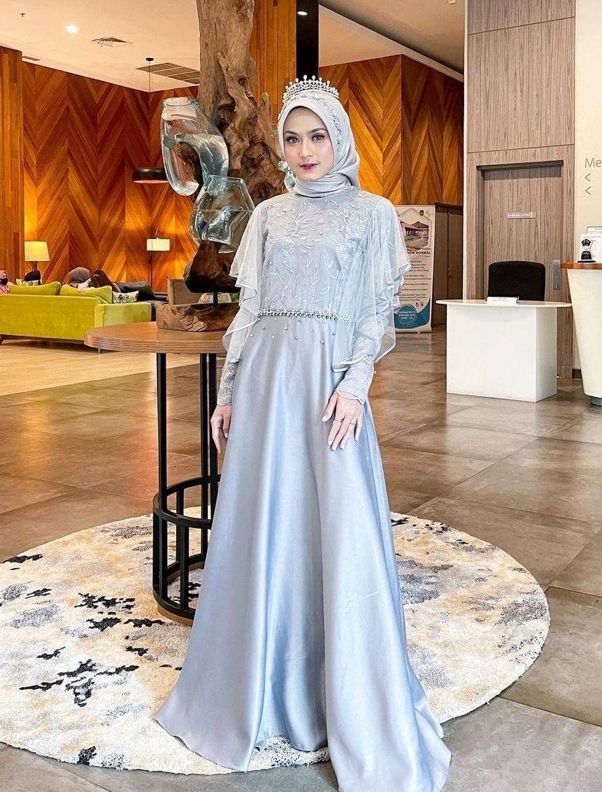 OOTD kondangan Savina Fauzulina (instagram.com/savinafauzulina)