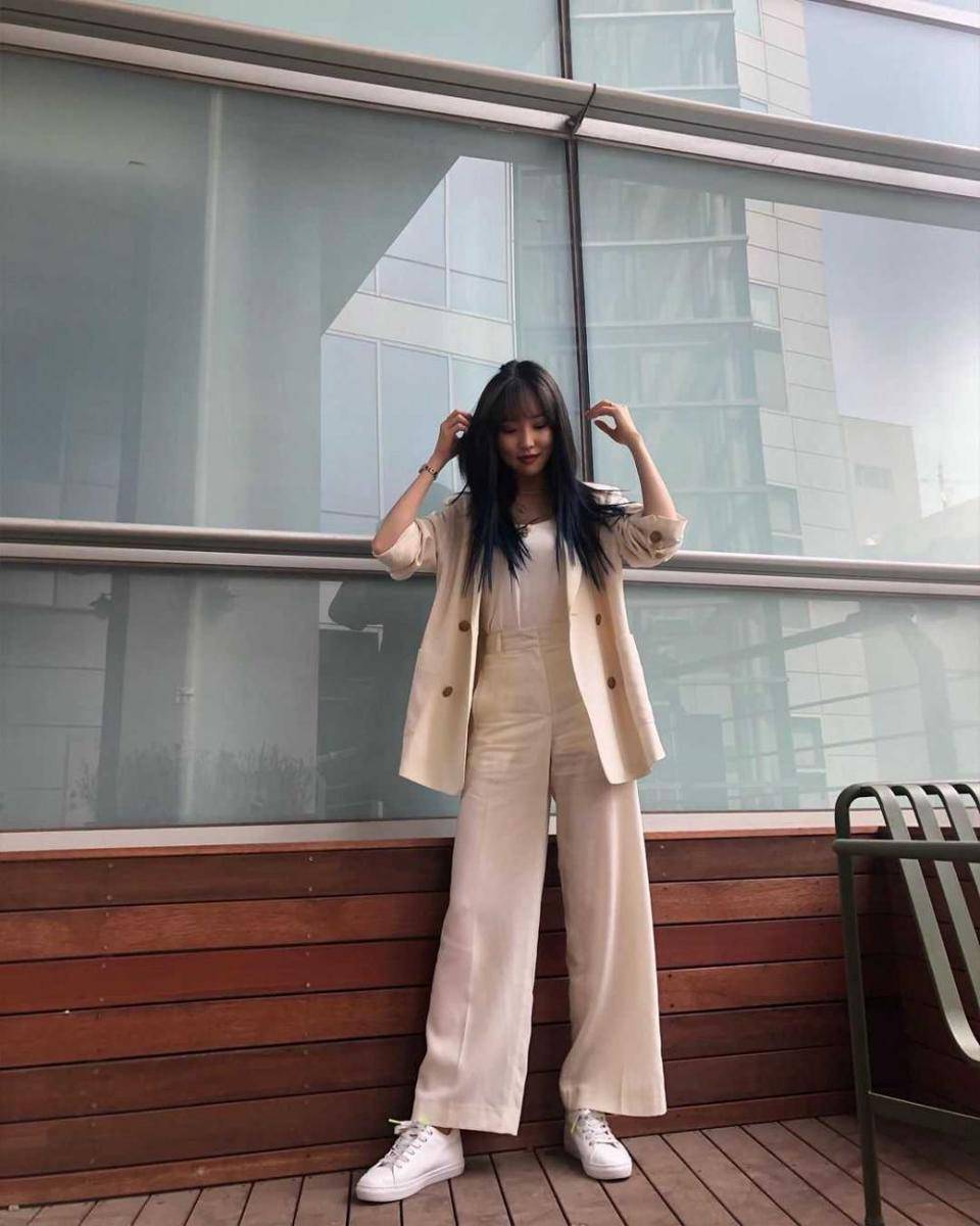 Yuju eks GFRIEND (instagram.com/yuuzth)