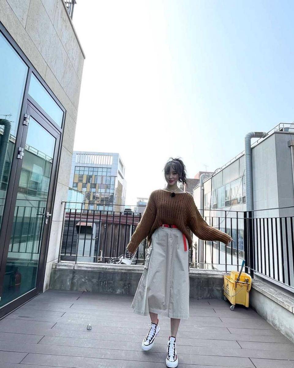 Yuju eks GFRIEND (instagram.com/yuuzth)