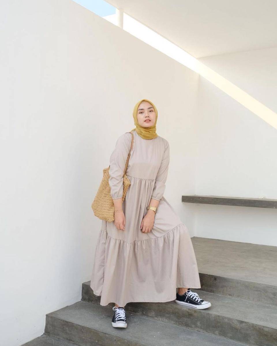 outfit warna pastel ala Ranie Dwi Karlina (instagram.com/raniekarlina)