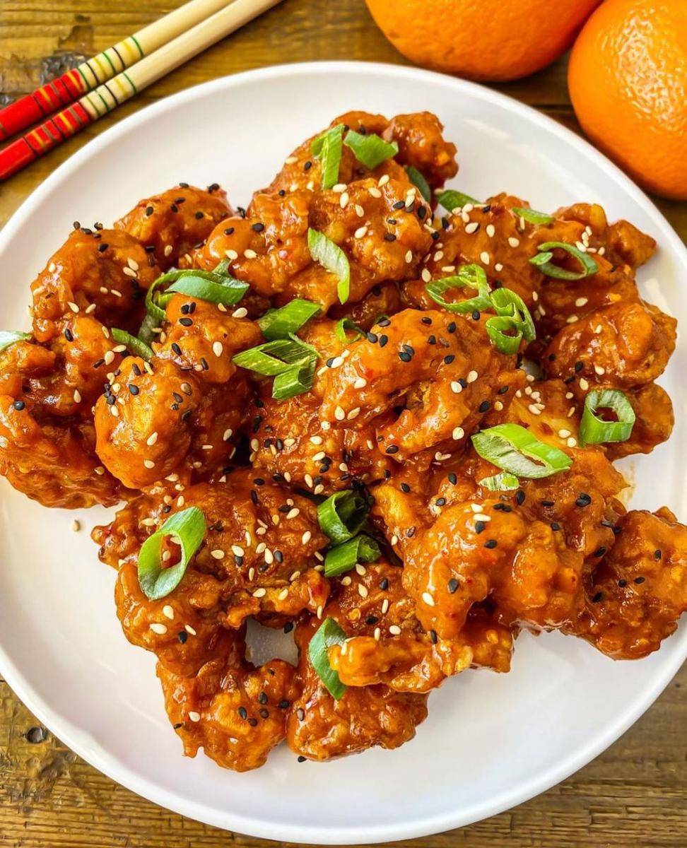 orange chicken (instagram.com/mulunda)