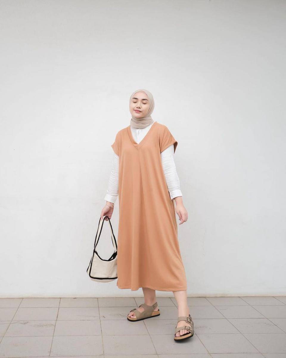 outfit warna pastel ala Ranie Dwi Karlina (instagram.com/raniekarlina)