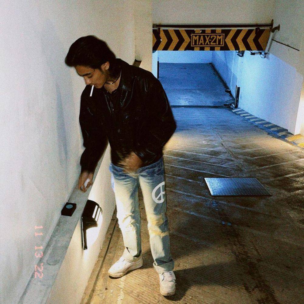 Potret padupadan outfit monokrom ala Abidzar Al Ghifari (instagram.com/abidzar73)