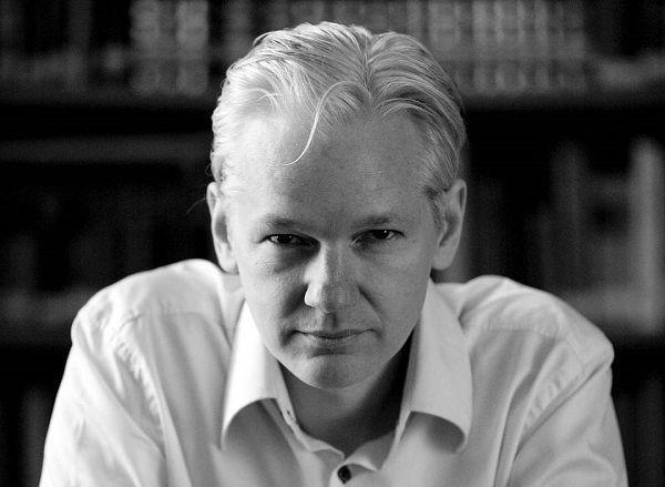 Tuntutan ke Julian Assange Masih Lanjut, Biden Dituduh Munafik