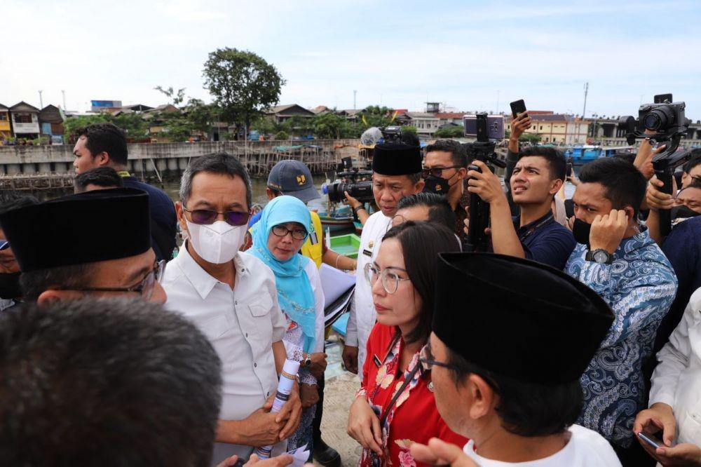 Tanggul Pantai Kalibaru Rampung, Pj Gubernur DKI: Saya Titip ke Warga