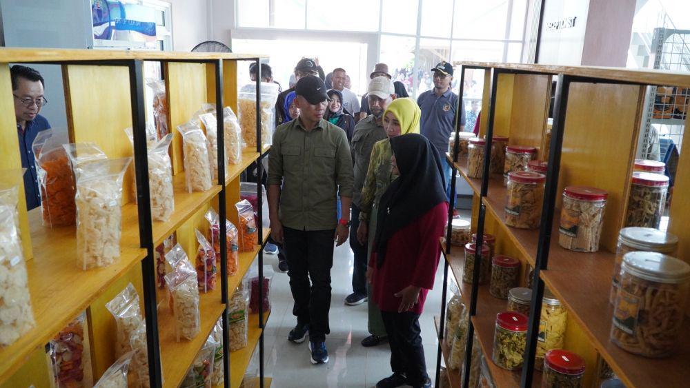 Gunungkidul Punya Sentra Oleh-Oleh Baru di Pantai Krakal