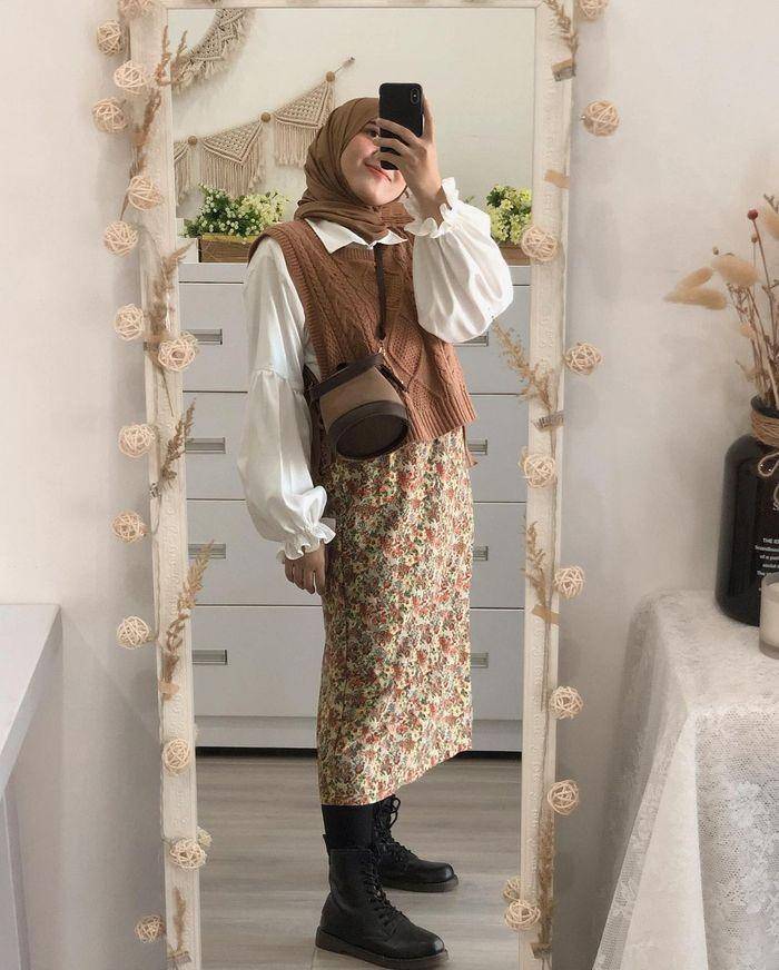 style hijab preppy (instagram.com/khalidaalbs)