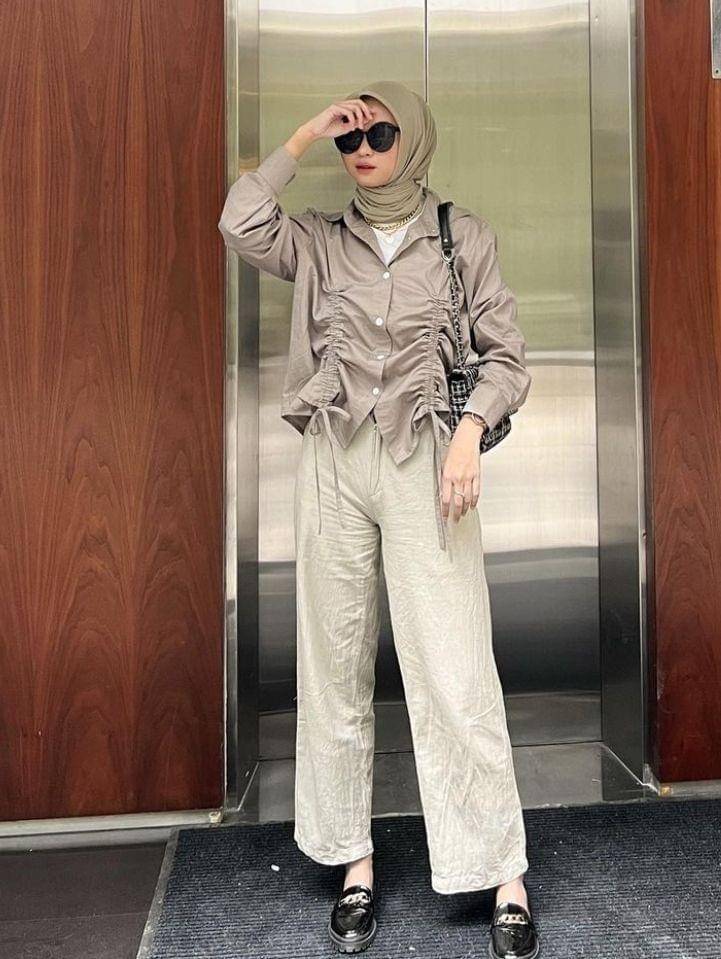 Outfit drawstring (instagram.com/khusyala)