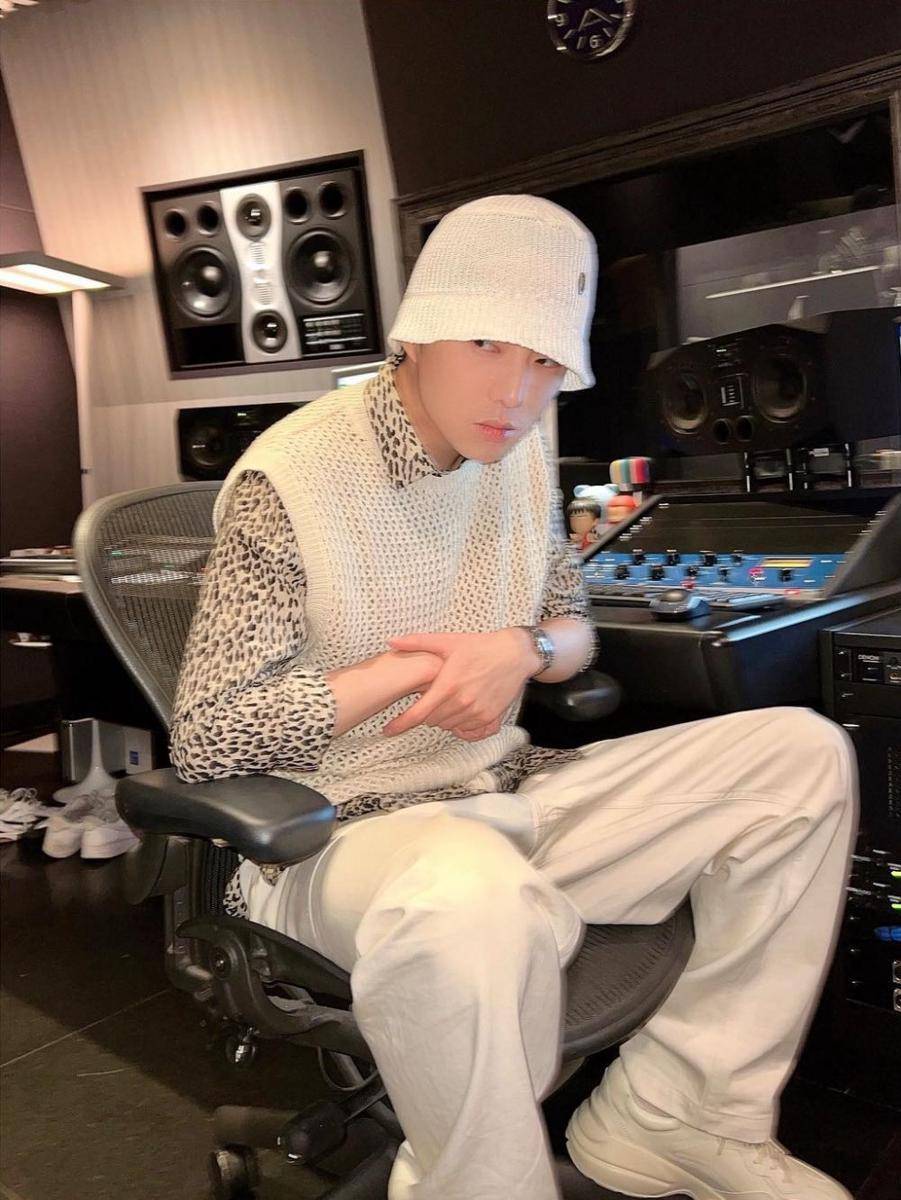 Kang Seungyoon WINNER (instagram.com/w_n_r00)