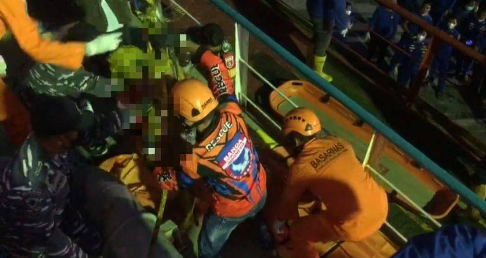 Tiga pekerja kapal di MT Nur Hasanah ditemukan dalam kondisi tewas di dalam palka kapal diduga akibat menghirup gas beracun, Minggu (22/1/2023).  Foto Istimewa