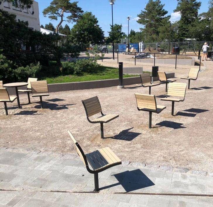 desain gagal di tempat umum (reddit.com/Kvitolsky)