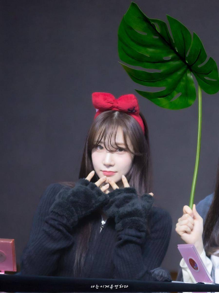 Kim Nakyoung tripleS (twitter.com/Yyeon_HD)