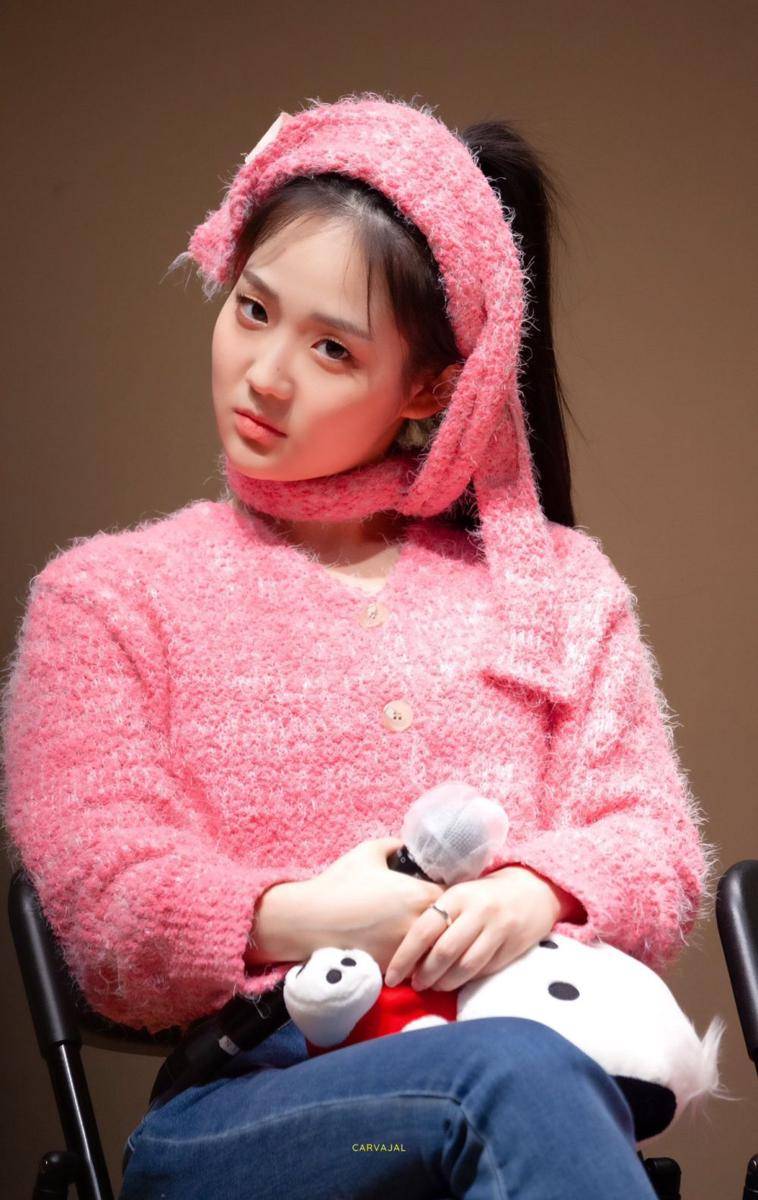 Yoon Seoyeon tripleS (twitter.com/carvajalpjay)