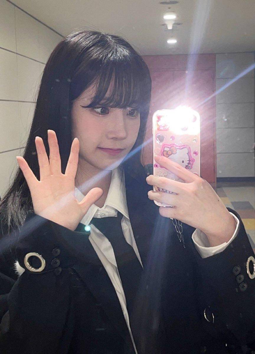 Kim Nakyoung tripleS (twitter.com/NakyoungBrasil)