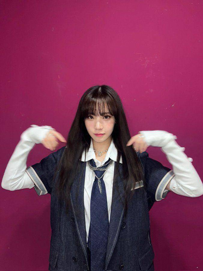 Kim Nakyoung tripleS (twitter.com/selfolconvo)