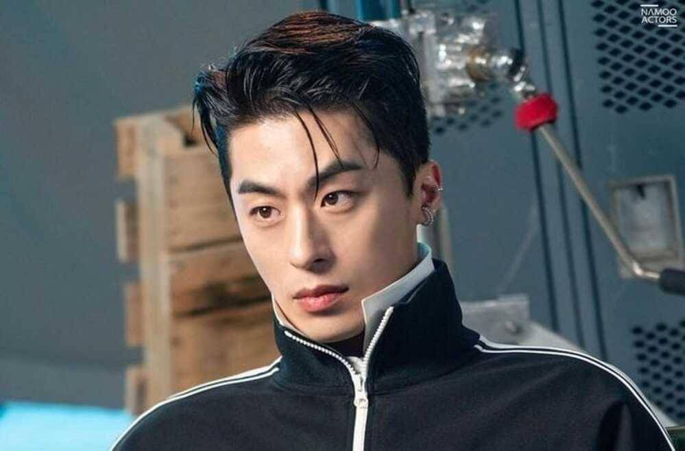 Goo Kyo Hwan (instagram.com/namooactors)