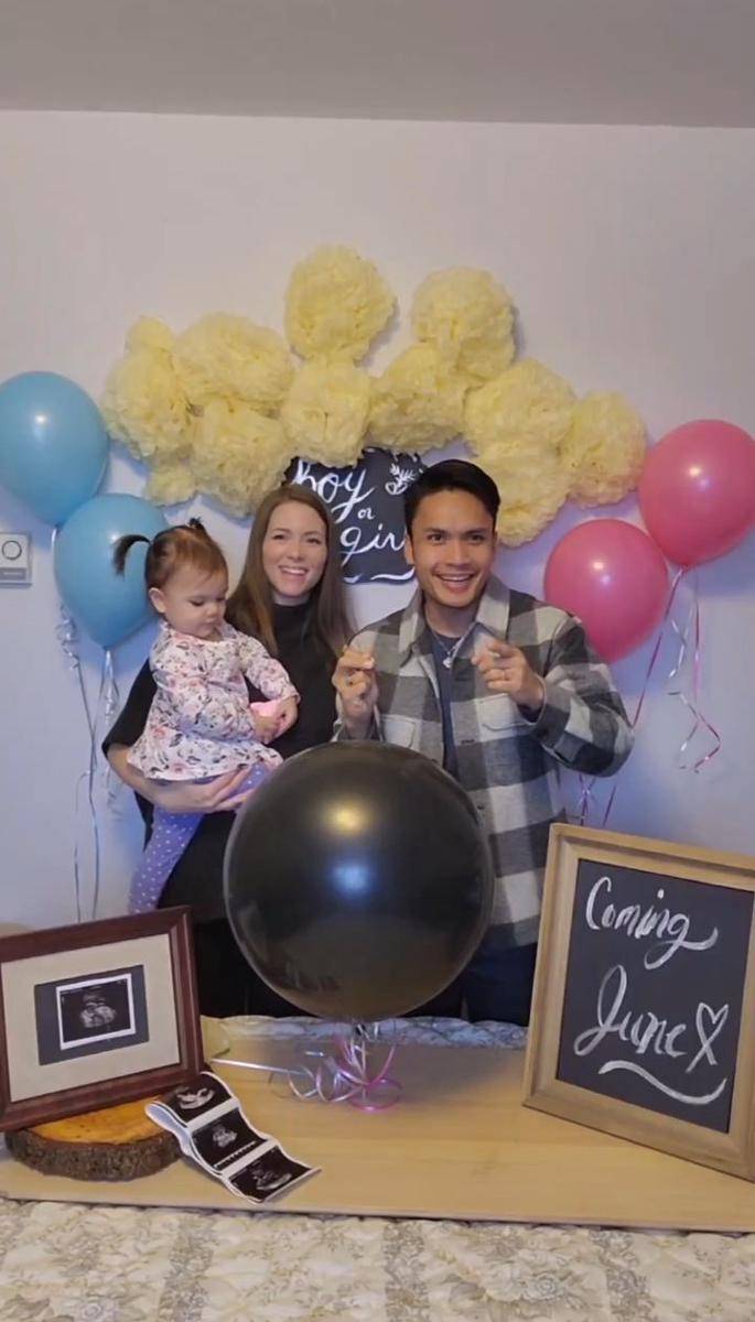 potret gender reveal anak kedua Randy Pangalila (instagram.com/randpunk)