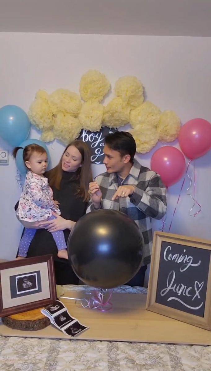 potret gender reveal anak kedua Randy Pangalila (instagram.com/randpunk)
