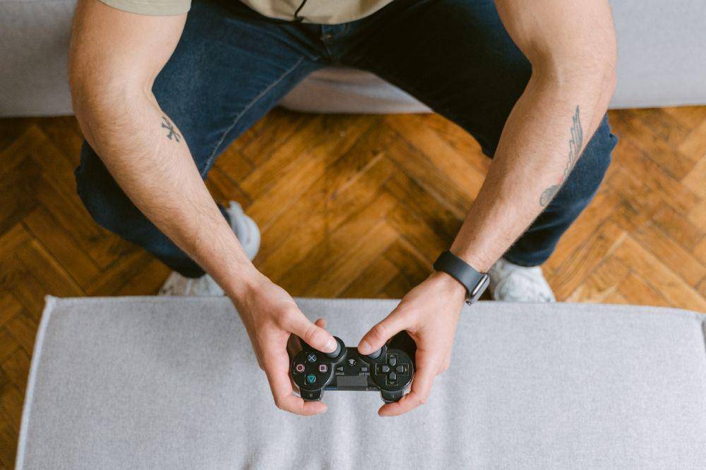 ilustrasi main game (pexels.com/Tima Miroshnichenko)