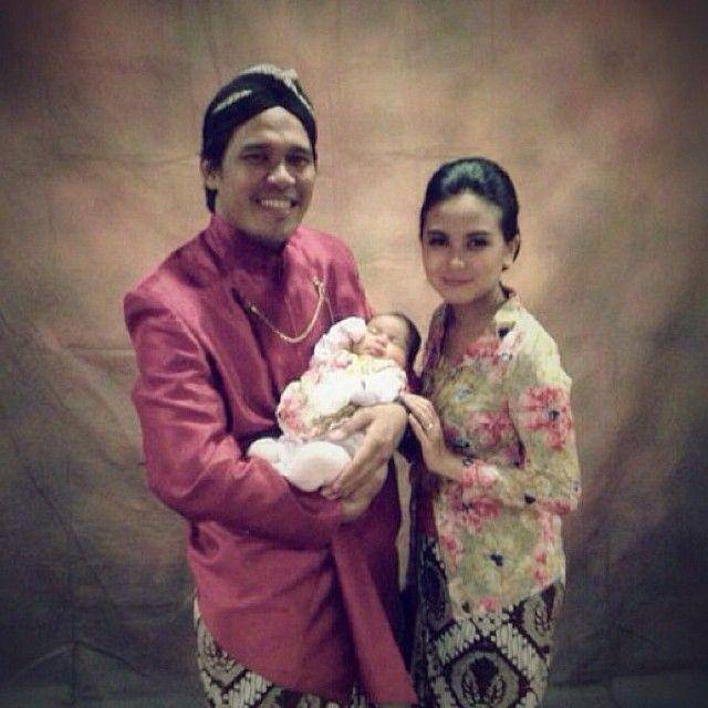 Kebaya Kamila Andini (instagram.com/kamilandini)