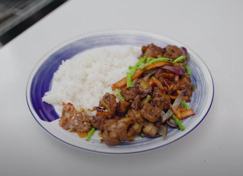 Resep Ayam Goreng Kunyit, Hidangan Khas Malaysia Ala Ade MCI