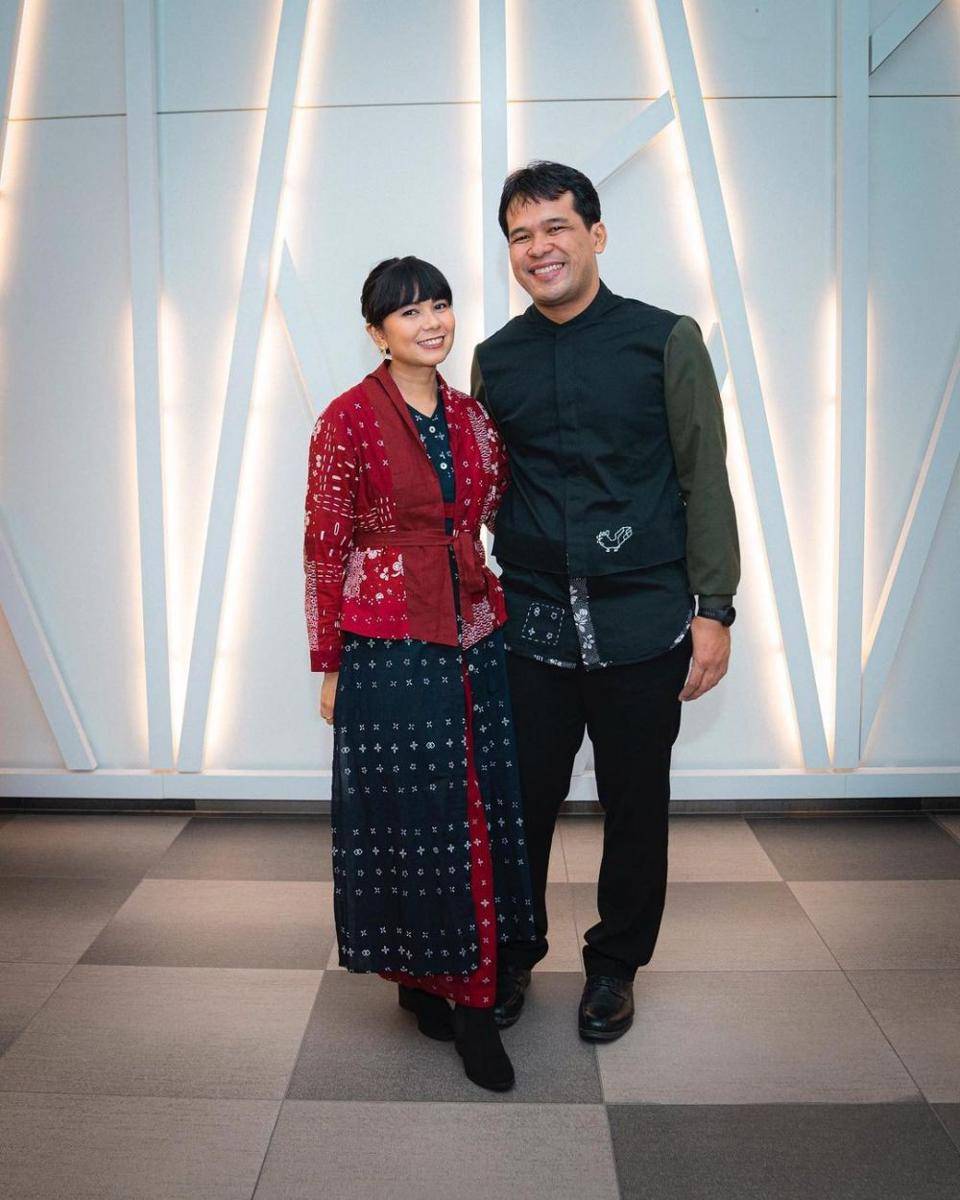 Kebaya Kamila Andini (instagram.com/kamilandini)