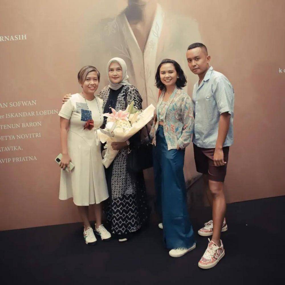 Kebaya Kamila Andini (instagram.com/kamilandini)