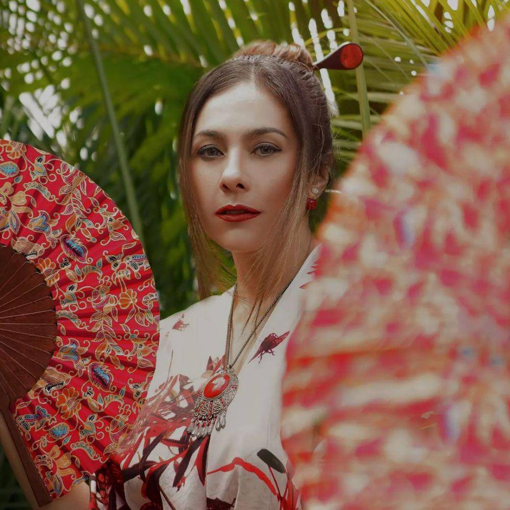 pemotretan selebriti dan selebgram Indonesia bertema Imlek (instagram.com/wulanguritno)