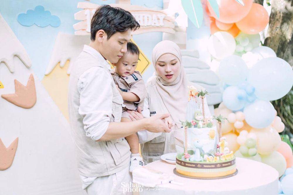potret perayaan ulang tahun Junho (Sahala Photo via instagram.com/juliaprt7)