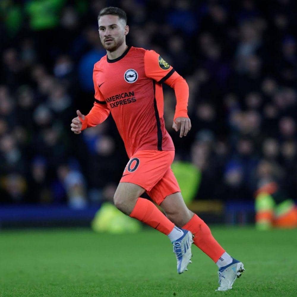 Alexis MacAllister (instagram.com/alemacallister)