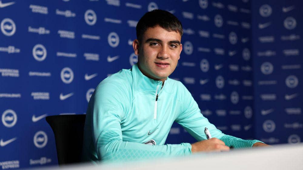 Facundo Buonanotte (twitter.com/OfficialBHAFC)