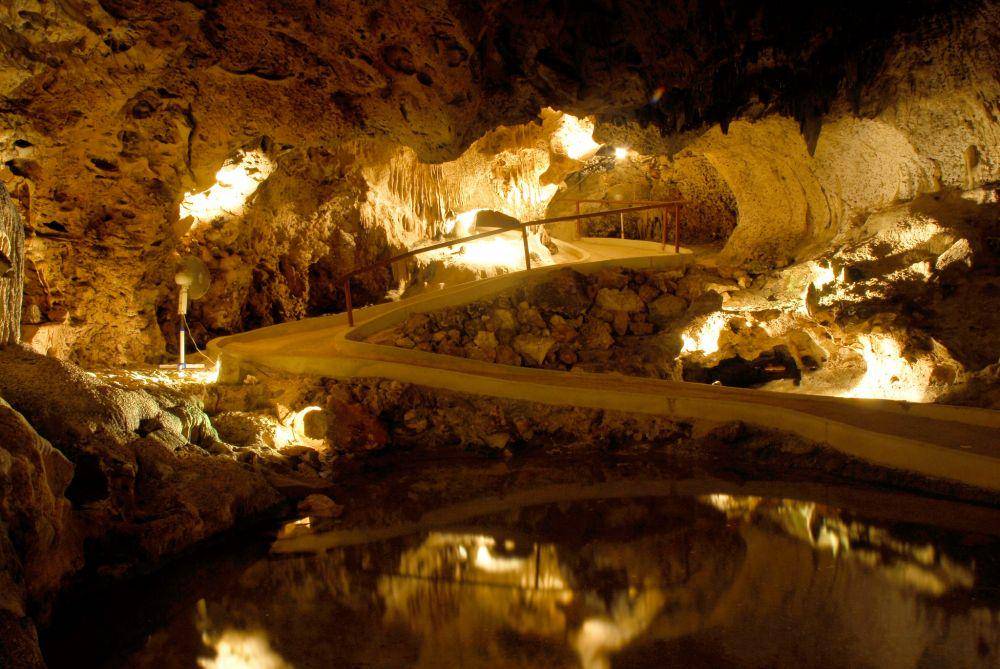 Gua Hato (facebook.com/CuracaoHatoCave)