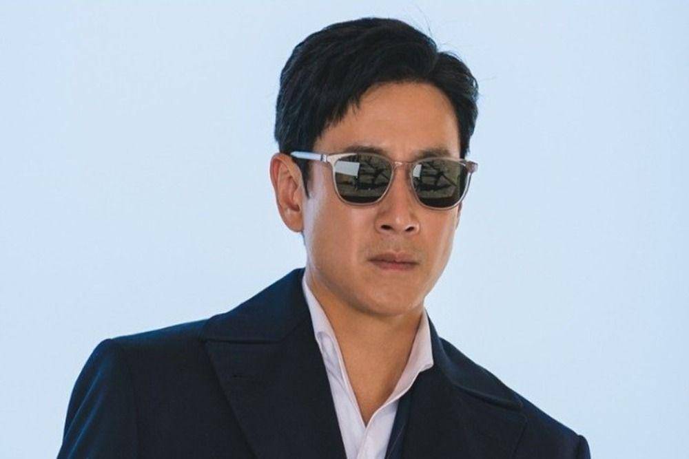 Lee Sun Kyun di Payback: Money and Power (instagram.com/sbsdrama.official)