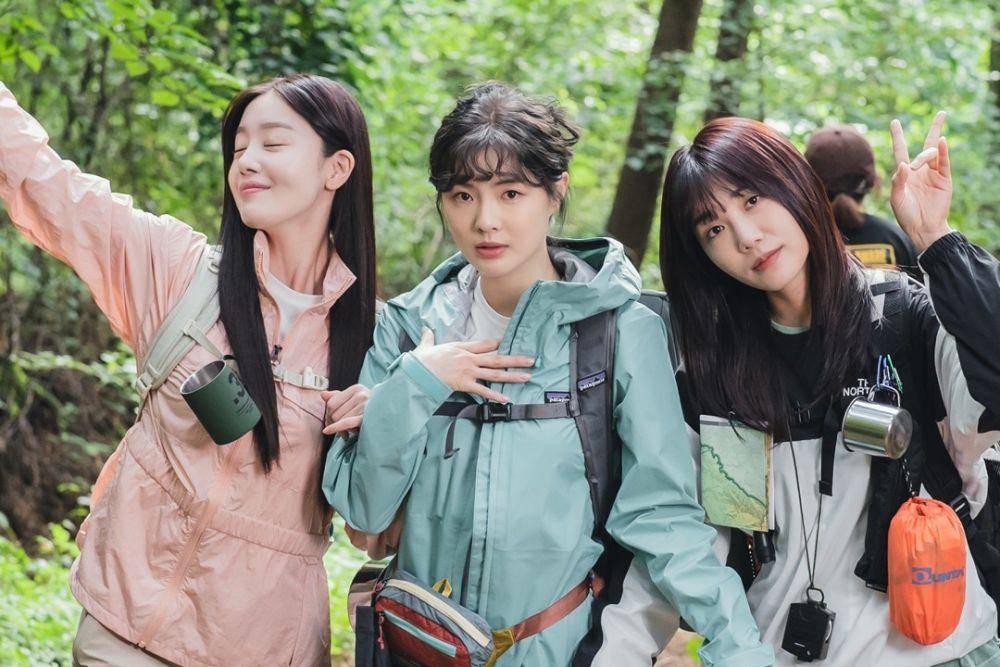 still cuts drama Work Later, Drink Now 2 (instagram.com/tving.official)